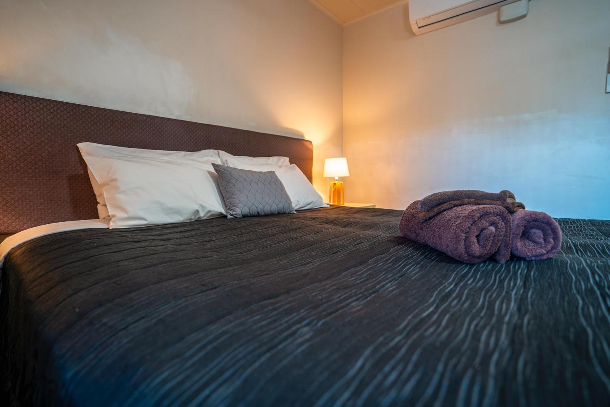 Motel Colonial On Gladstone Gisborne Esterno foto