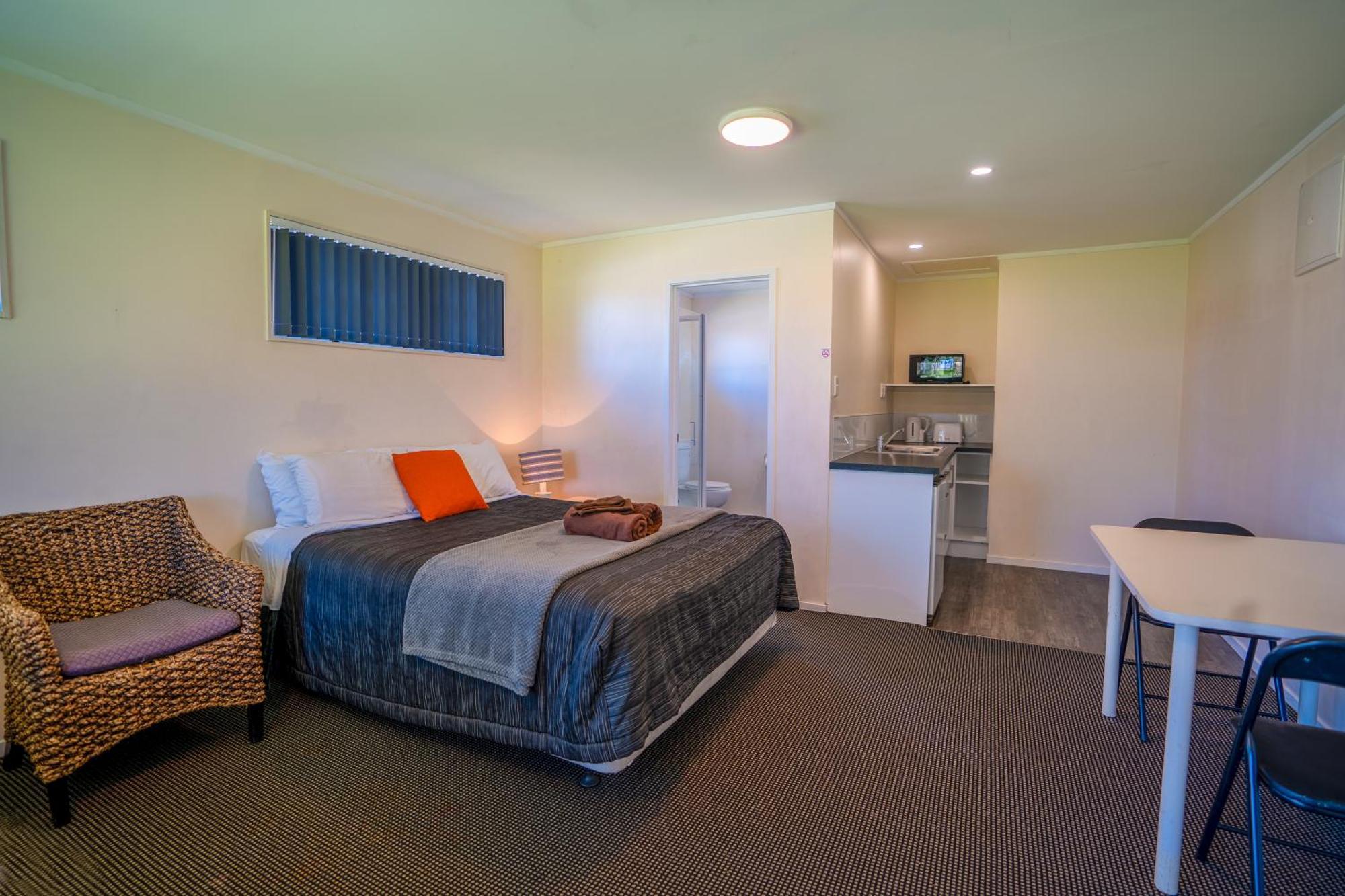 Motel Colonial On Gladstone Gisborne Esterno foto