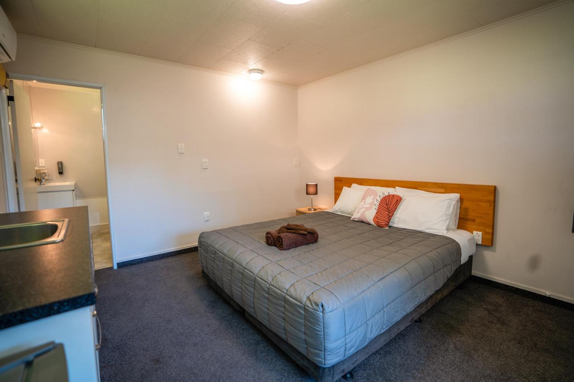 Motel Colonial On Gladstone Gisborne Esterno foto