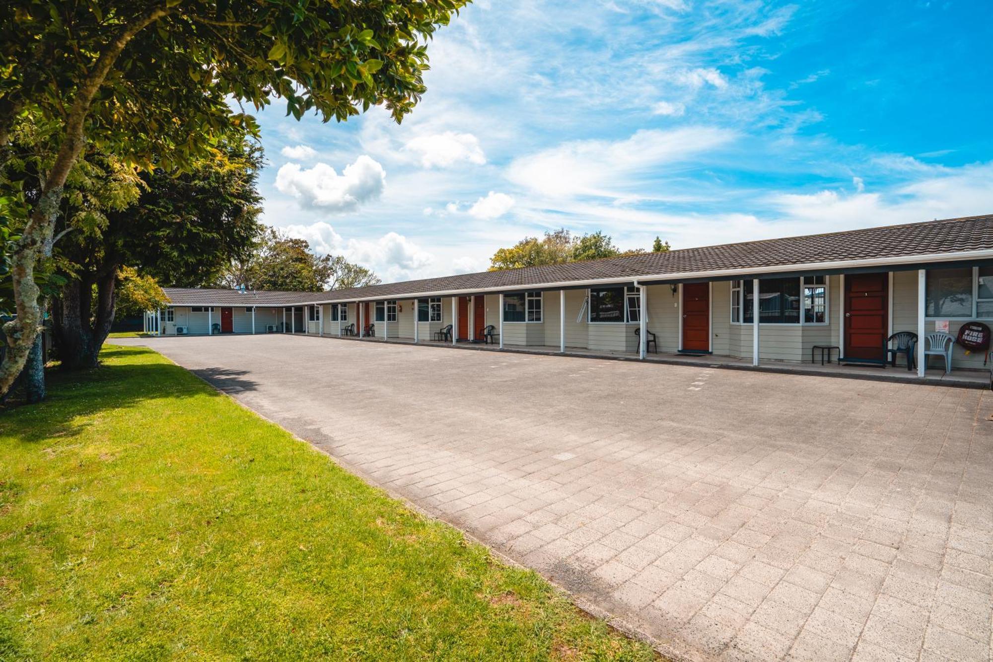 Motel Colonial On Gladstone Gisborne Esterno foto