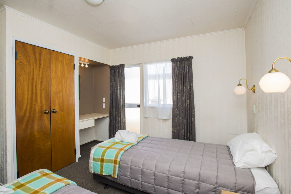 Motel Colonial On Gladstone Gisborne Esterno foto