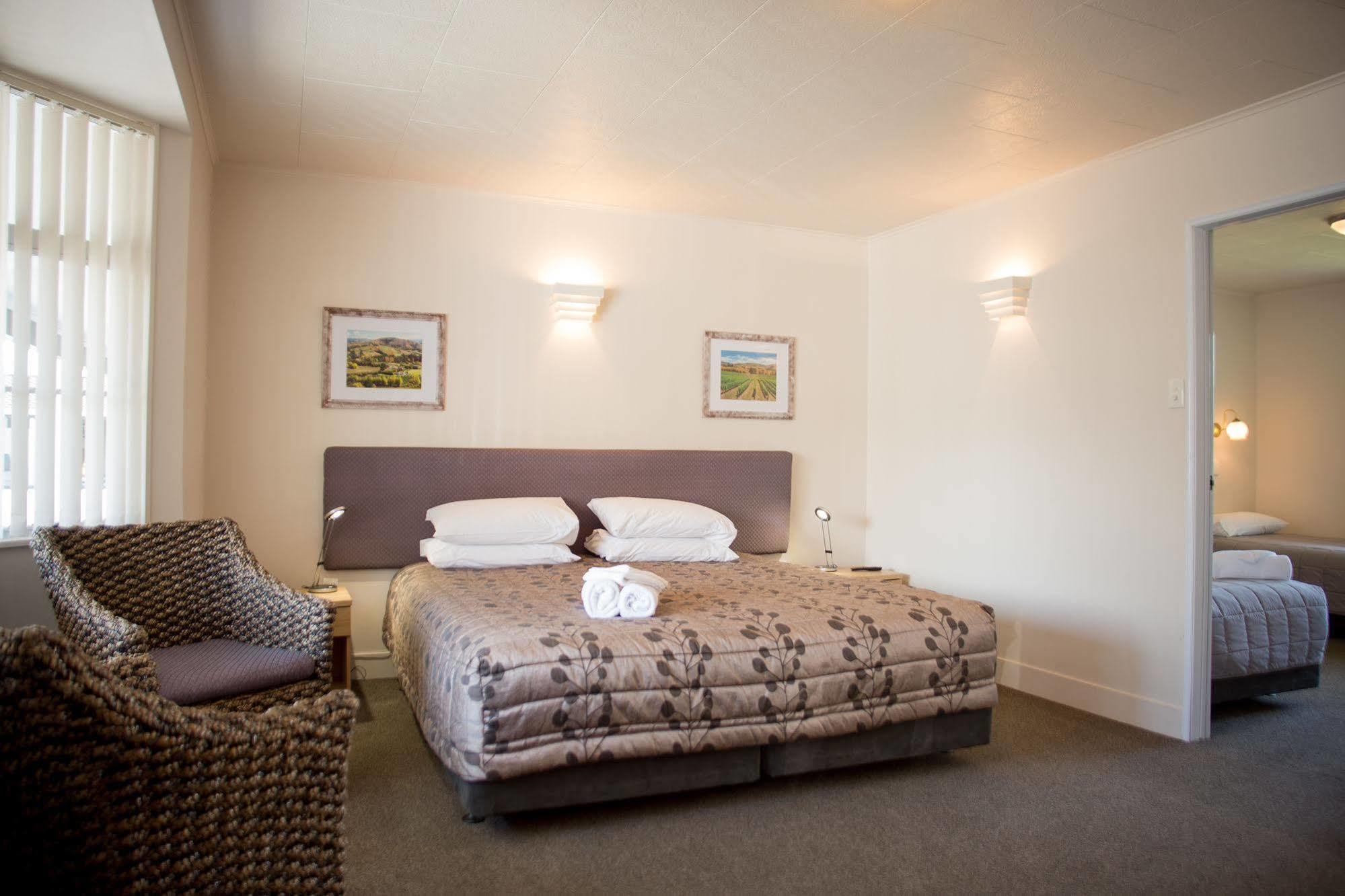 Motel Colonial On Gladstone Gisborne Esterno foto